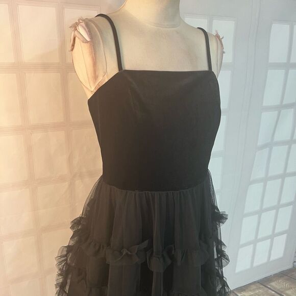 Row A Black Velvet Ruffled Chiffon Skirt Lined Mini Party Dress Size Large - Picture 2 of 10